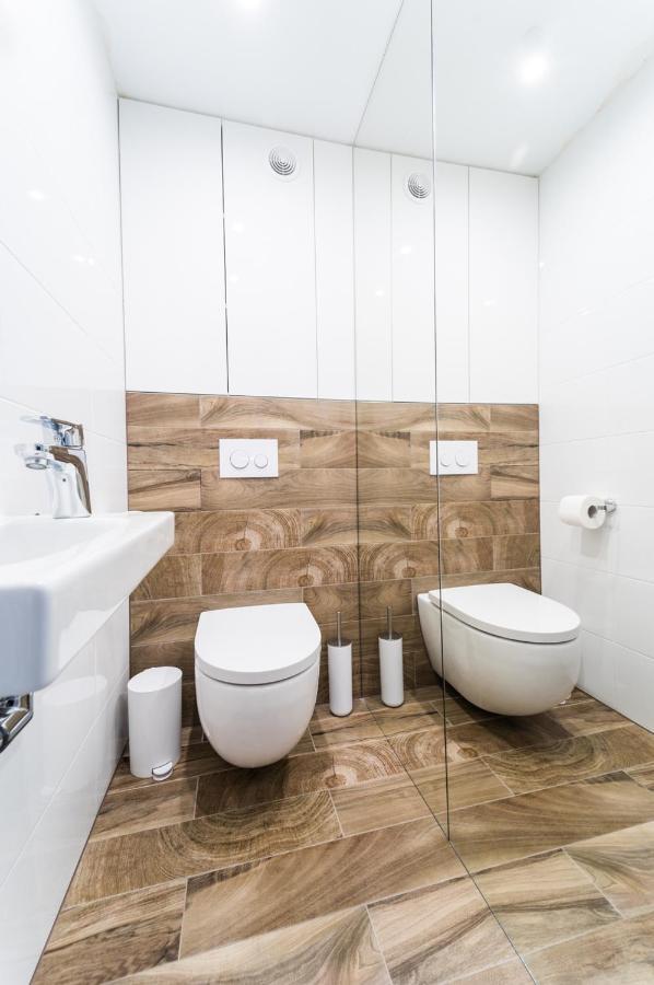 Apart Market Square - Rynek 44 - Opposit Town Hall - 3 Rooms Вроцлав Экстерьер фото